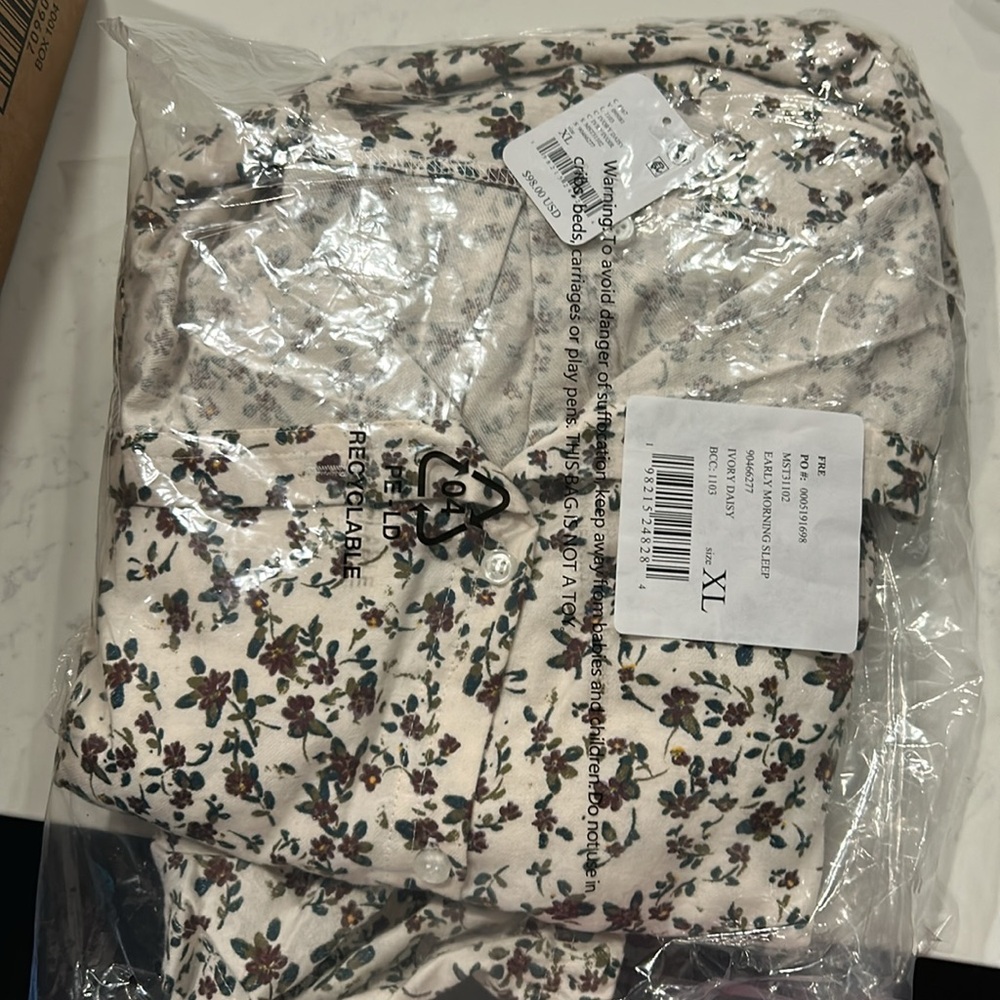 FREE PEOPLE Early Morning Sleep Set / Ivory Combo - Picture 11 of 11